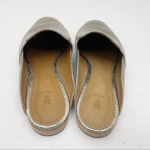 FRYE Terri Gore Silver Gold Crackle Leather Flat Mules - Size 8M - Picture 5 of 7
